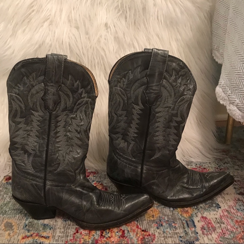 Corral boots